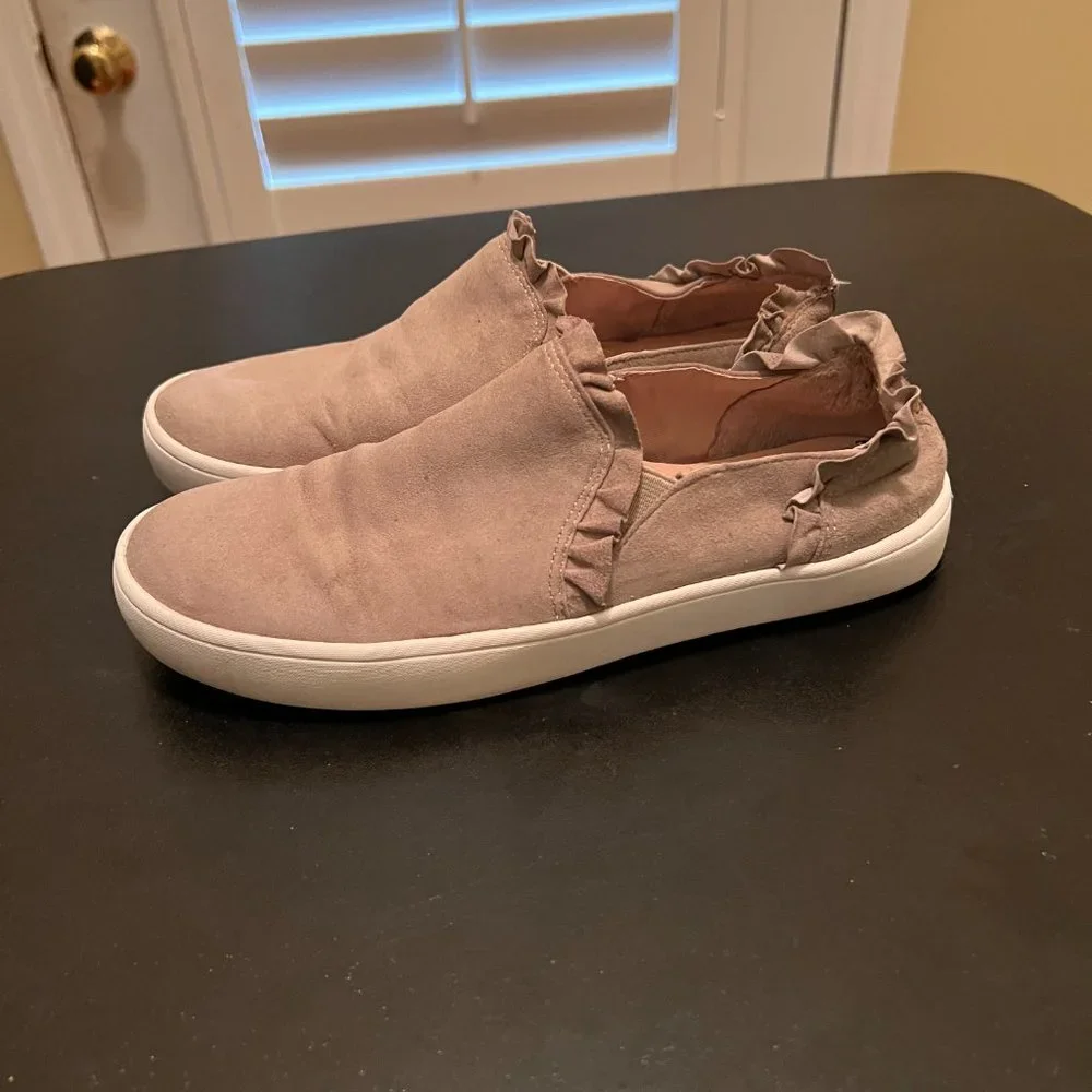 Kate Spade 6.5 cream leather lillie slip on sneakers